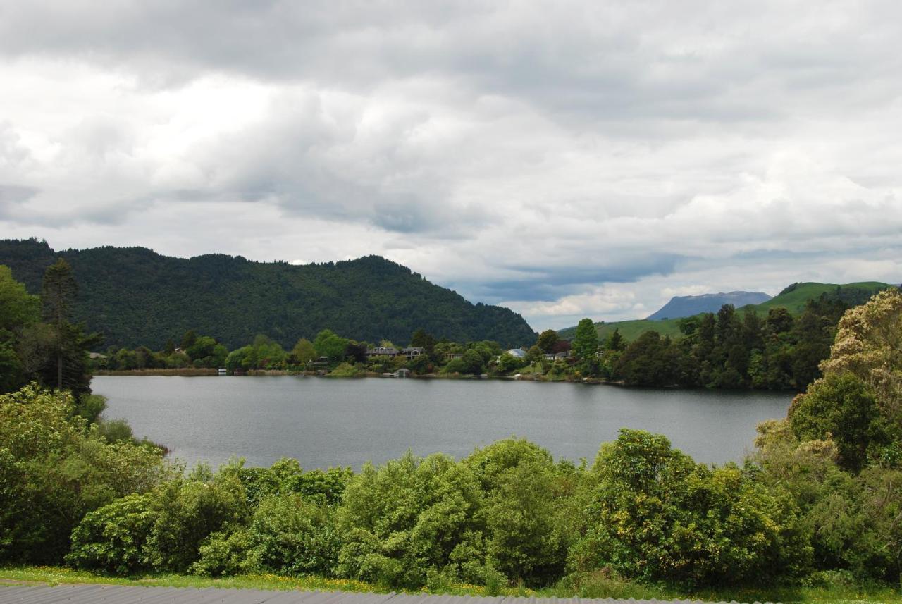 Lake View Okareka - Lake Okareka Holiday Home Lake Tarawera Екстериор снимка